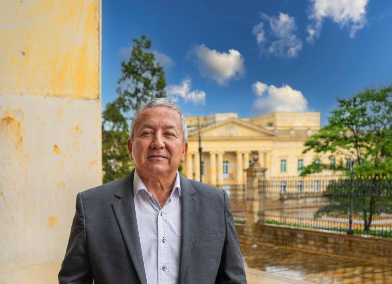 Por tres lustros Henry Vanegas Angarita encabezó a Fenalce, agremiación encargada de representar, defender y proteger los intereses de los cultivadores de cereales, leguminosas y soya. FOTO cortesía Fenalce