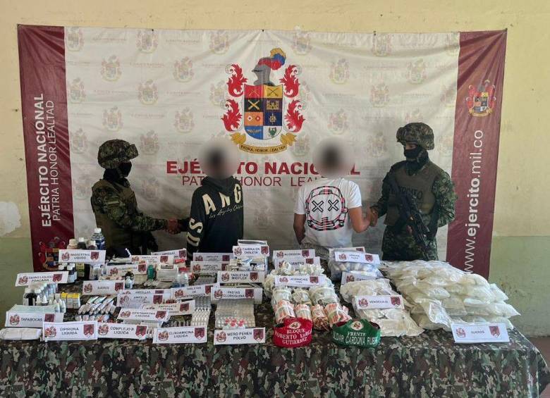 Medicamentos incautados al Clan del Golfo en el Bajo Cauca antioqueño. FOTO: Ejército Nacional