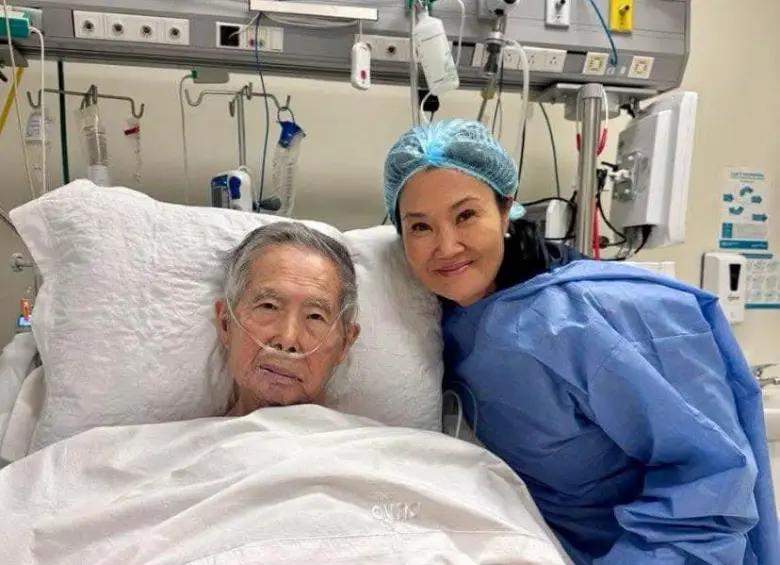 Keiko Fujimori y su padre, Alberto Fujimori. FOTO: Tomada de Facebook @KeikoFujimori