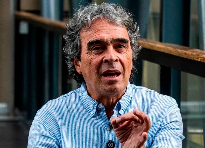 Fajardo proyecta reducir el costo logístico del país, que actualmente es del 15,6% FOTO: EL COLOMBIANO