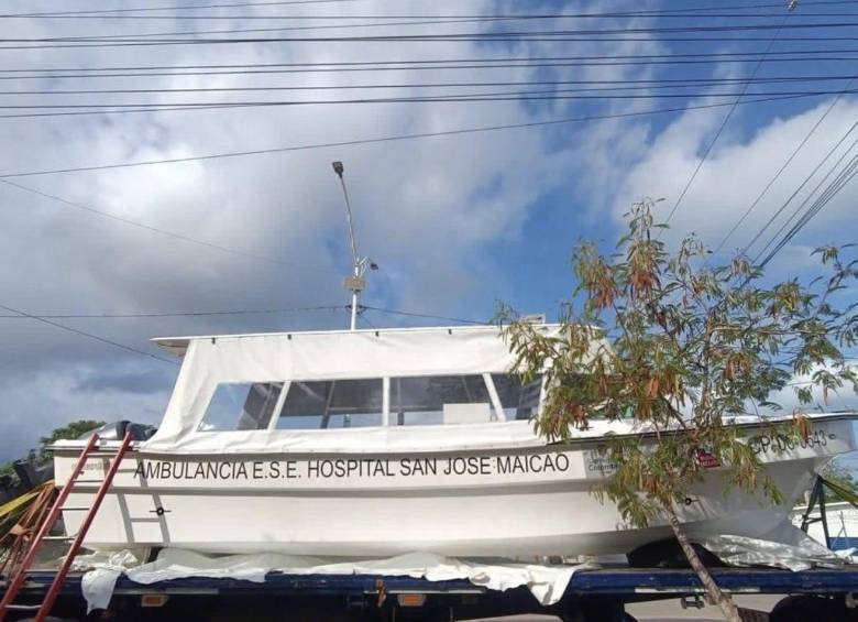 Esta es una de las lanchas ambulancia que entregaron al Hospital San José de Maicao, en La Guajira. FOTO: Ministerio de Salud