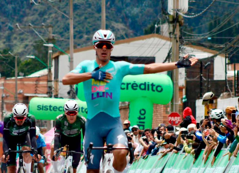 Wilmar Paredes, ganador de la primera etapa del Clásico RCN 2026. FOTO CORTESÍA PRENSA TEAM MEDELLÍN