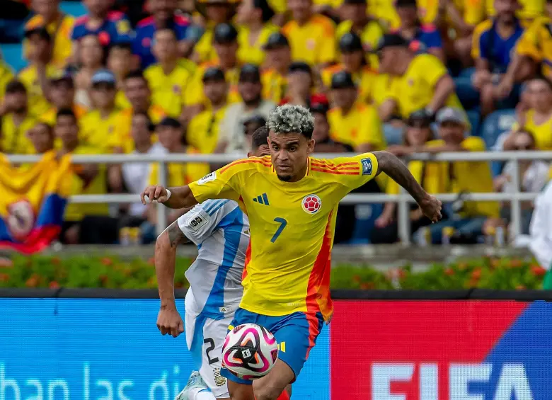 El guajiro Luis Díaz es el goleador de la Selección Colombia en el camino hacia la Copa del Mundo de Norteamérica. FOTO juan antonio sánchez