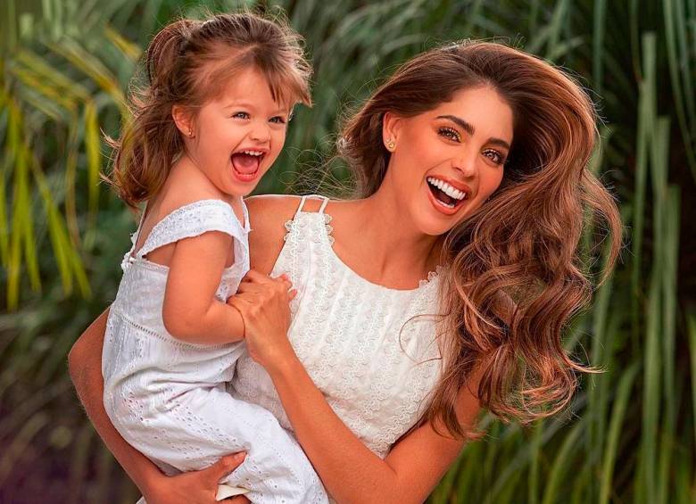 Señorita Colombia, la primera madre en el TOP 5 de Miss Universo