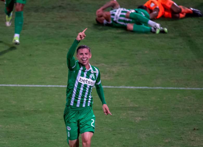 Simón García en uno de sus festejos frente a Internacional de Bogotá. FOTO JUAN ANTONIO SÁNCHEZ