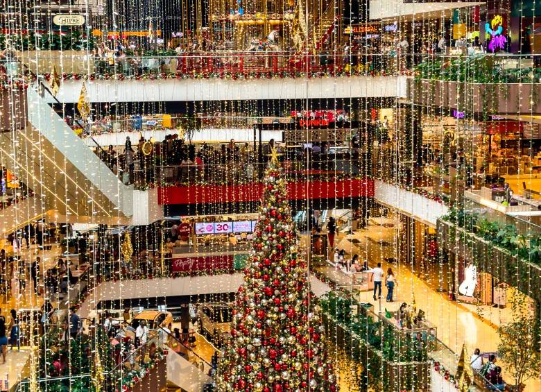Centro comercial Arkadia. La decoración y programación navideña responde a una clara necesidad de la ciudadanía de encontrar espacios llenos de fantasía y tradición cercanos a sus hogares. Foto: Camilo Suárez Echeverry