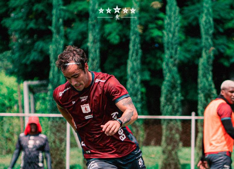 Tomás Ángel ya entrena con el América. FOTO AMÉRICA DE CALI