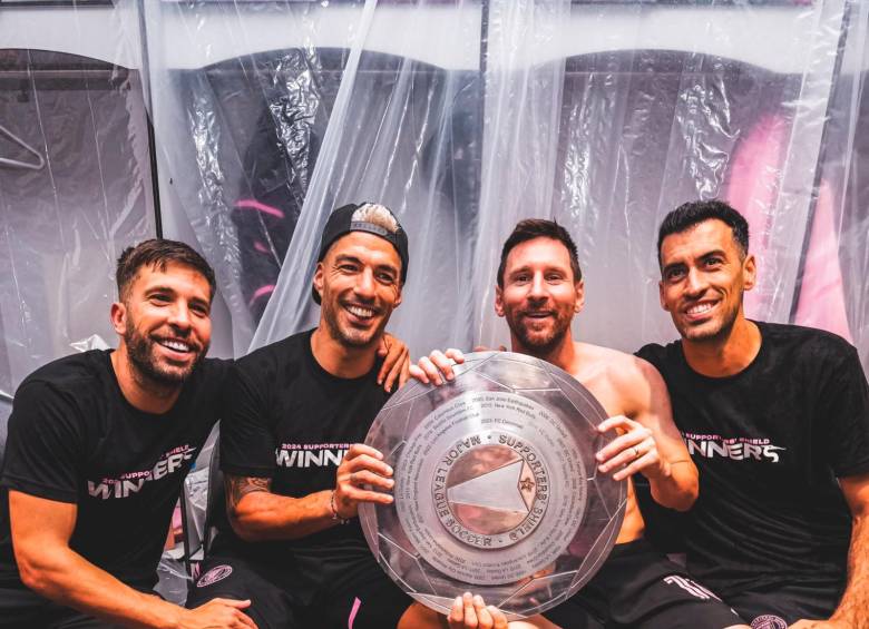 El futbolista argentino Lionel Messi consiguió su segundo título desde que llegó al fútbol de Estados Unidos. FOTO: TOMADA DEL X DE @InterMiamiCF