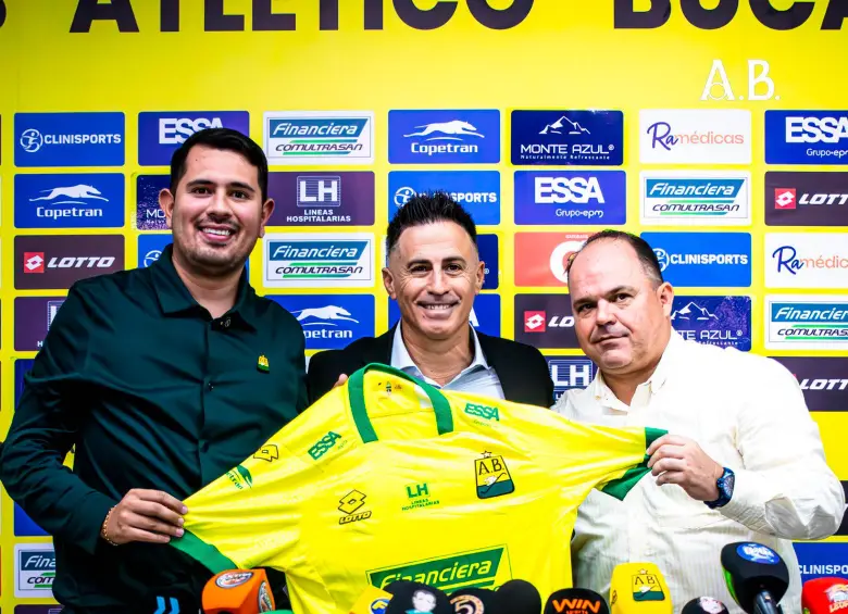 Pablo Peirano en su presentación como estratega del Bucaramanga. FOTO: X ABUCARAMANGA