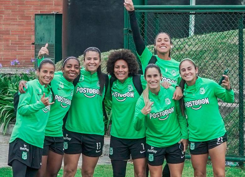 Geraldine Cardona, Sara Córdoba, Laura Aguirre, Joselyn Espinales, Daniela Montoya, Carolina Arbeláez y Vanessa Córdoba. FOTO cortesía atl