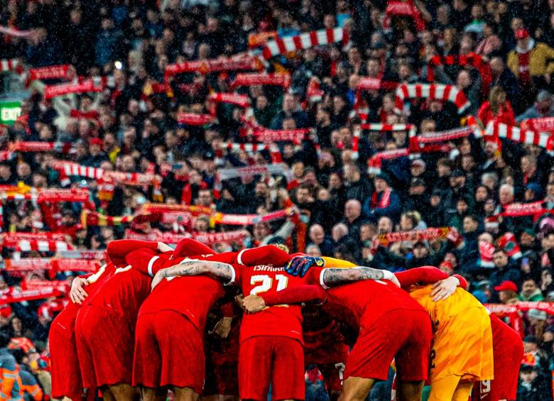 El Liverpool salió a la cancha con 5 juveniles debido a la gran cantidad de lesiones que afectan el equipo. FOTO Tomada de ‘X’: @LFC