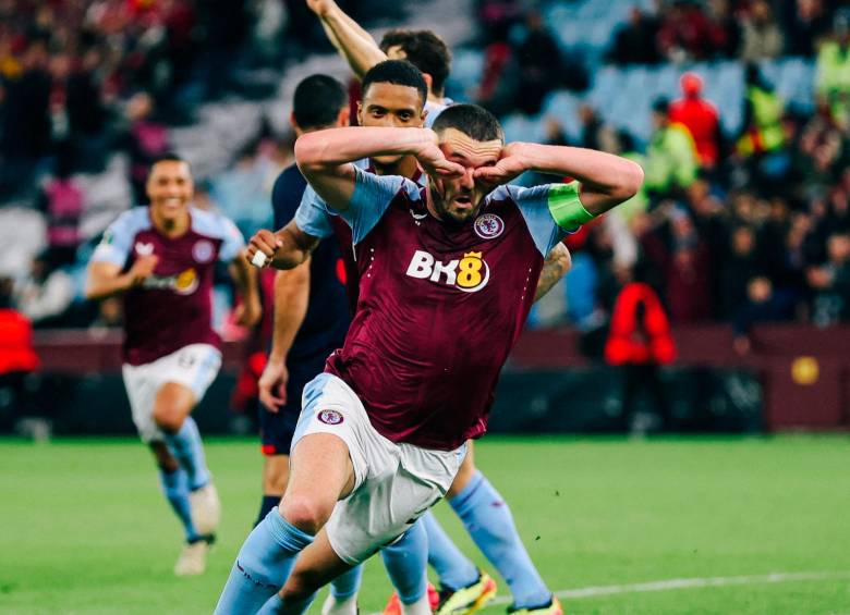 En toda la jornada, de los 4 colombianos que actuaron 3 consiguieron la victoria y solo Luis Díaz fue derrotado. FOTO Tomada de ‘X’: @AVFCOfficial