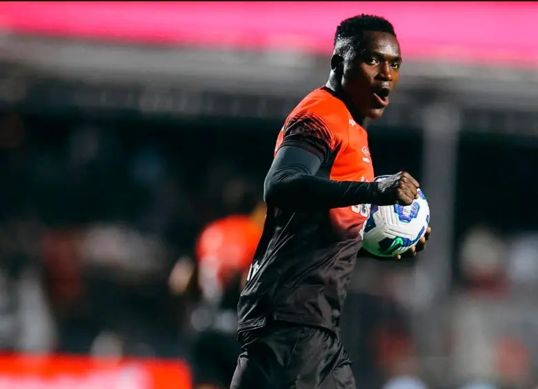 Kevin Viveros está en su mejor momento desde su llegada a Brasil. FOTO PARANAENSE