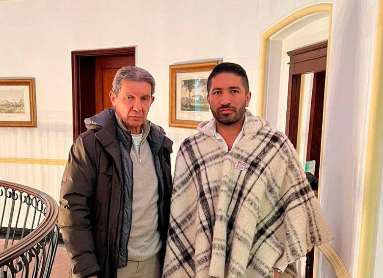 Esta es la foto que nadie se esperaba: el dirigente de Fedegán, José Félix Lafaurie, se reunió en Bogotá con el representante campesino y senador del Pacto César Pachón. FOTO Redes Sociales