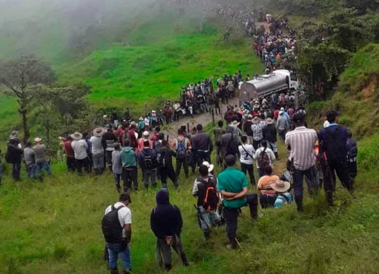 Decenas de lugares instigaron al Ejército para que saliera de la vereda La Vélez. FOTO: CORTESÍA.