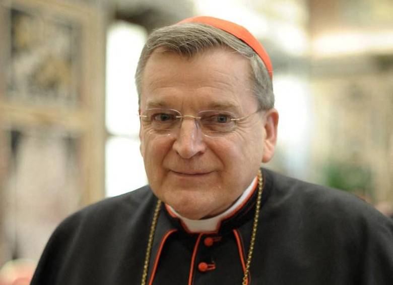 El cardenal estadounidense Raymond Leo Burke, uno de los opositores del papa Francisco en su momento, es quien oficiará la primera ceremonia. Foto: AFP.