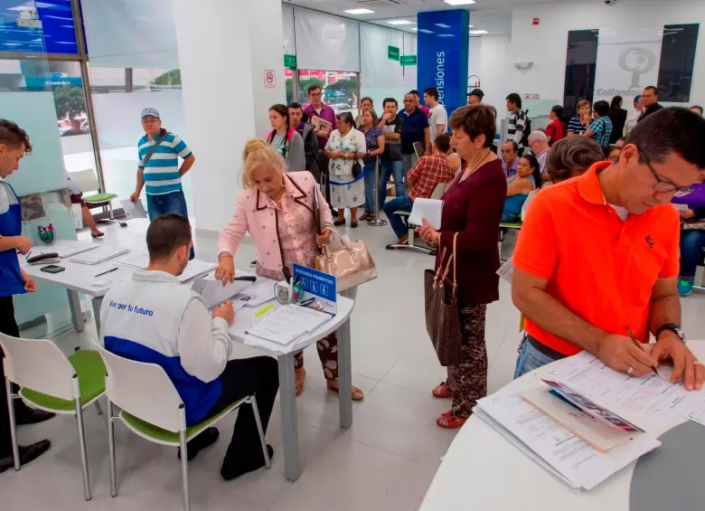 El nuevo sistema pensional contempla cuatro pilares y establece cambios en la forma de cotizar para millones de colombianos a partir de 2027. FOTO EL COLOMBIANO.