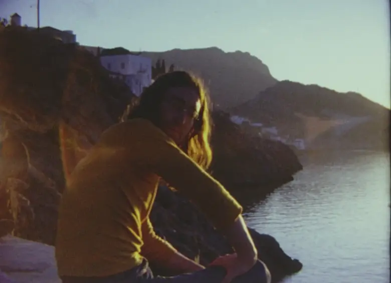 El nuevo video de Love, de John Lennon, fue construido con metraje inédito filmado en Super 8 por la propia pareja durante el verano de 1969 en Inglaterra y Grecia. FOTO captura de video