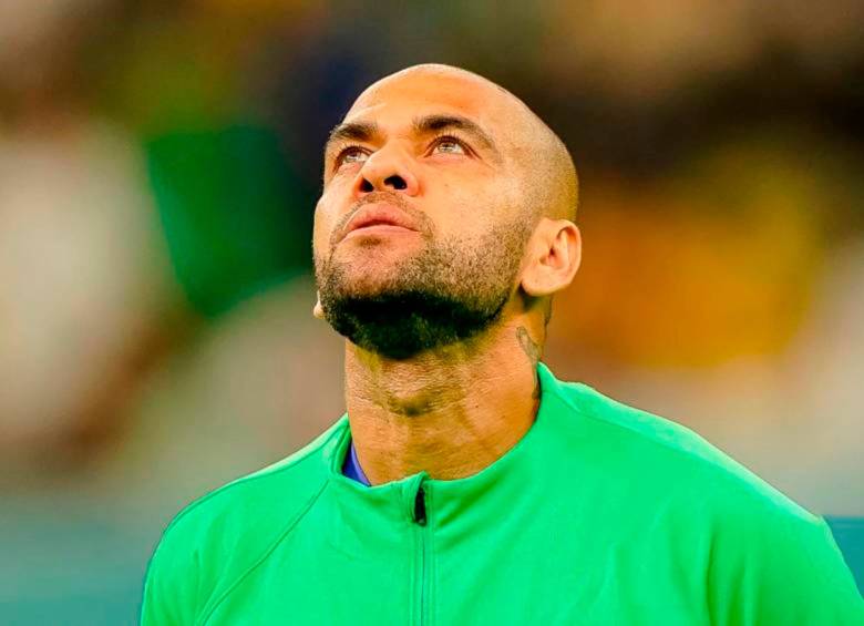Se conocieron las imágenes del defensa Dani Alves entregó una nueva declaración sobre los hechos por los cuales fue denunciado en España. FOTO GETTY