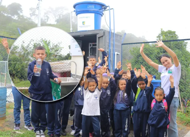 Alcaldes, rectores y docentes podrán postular sus sedes para este programa de soluciones de agua potable hasta el 30 de abril. FOTO: Cortesía Gobernación de Antioquia.
