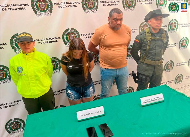 Henry Martínez Torres, alias “115”, fue capturado en Medellín junto a su pareja, Carolina Cepeda Guarín. FOTO: CORTESÍA FISCALÍA 