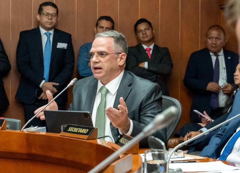 El presidente de la ADR, Orlando Dangond, presentó ante la Comisión Quinta del Senado las alertas identificadas durante la auditoría: contratos bajo revisión, brechas en convenios y proyectos productivos en condición crítica. Foto: Cortesía