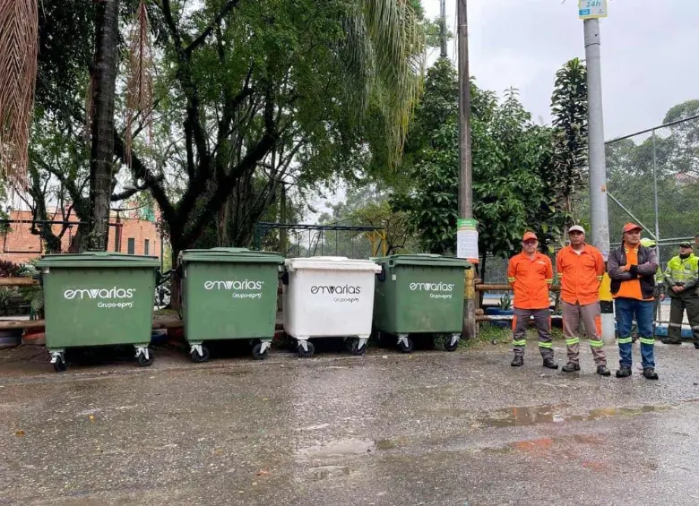 La correcta separación de residuos en hogares, comercios e industrias ha permitido que miles de toneladas de materiales sean reincorporadas a procesos productivos en Medellín. FOTO: Alcaldía de Medellín.