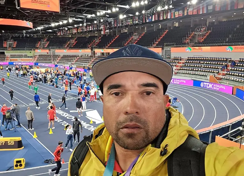 Mauricio Hernández, entrenador de María Fernanda y otros referentes del atletismo colombiano. FOTO CORTESÍA