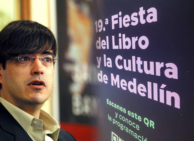 Jaime Bayly denunció en su canal de YouTube haber sido excluido de la Fiesta del Libro y la Cultura de Medellín, donde tenía previsto presentar su novela Los golpistas. FOTO Colprensa-cortesía