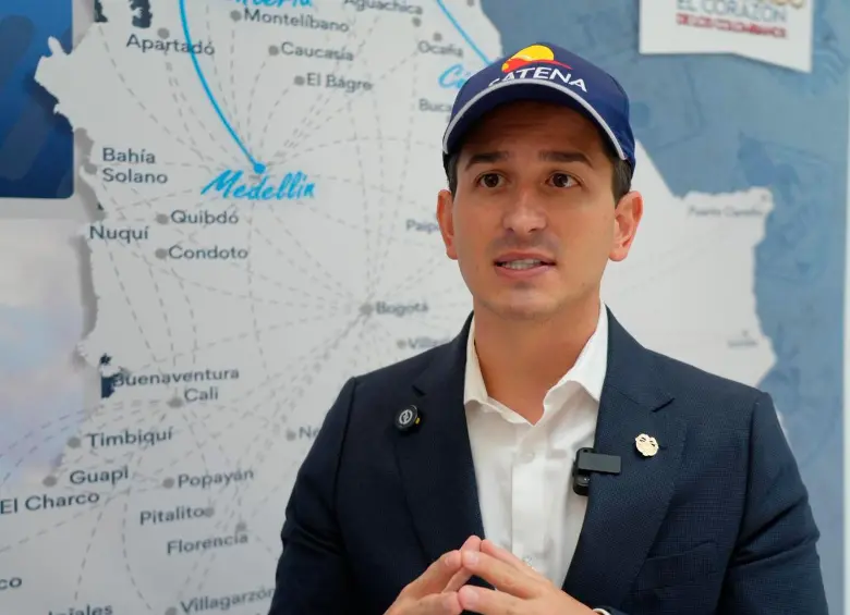 Mateo Arjona, presidente de Satena, aseguró que la prioridad de la aerolínea ha sido responder a las necesidades de los territorios afectados por el terremoto. FOTO CORTESÍA SATENA