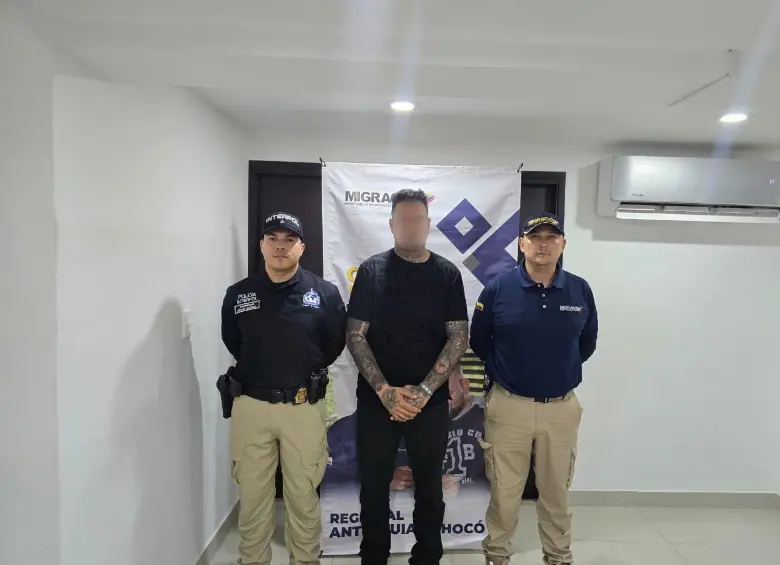 Esta fue la captura de un extranjero en Sopetrán, Antioquia. FOTO: Migración Colombia