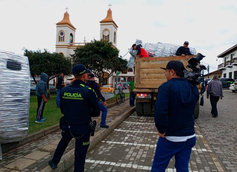 Con disculpa a bordo, <b>Alcaldía de La Unión retiró figura navideña</b> que simulaba accidente de Chapecoense
