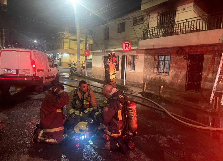 El incendio fue reportado a las 3:00 de la mañana de este miércoles 25 de enero. FOTO Cortesía
