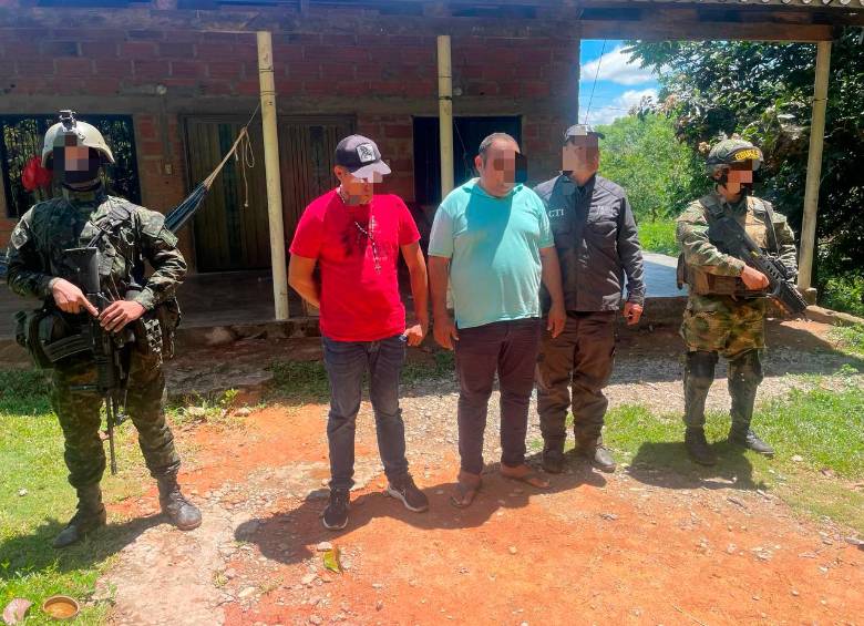 El hombre se escondía en una vivienda de Tarazá. FOTO CORTESÍA FFMM
