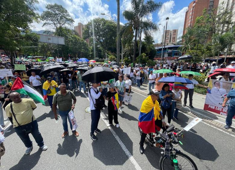 Marchas por el Día del Trabajo en Medellín. Foto: Manuel Saldarriaga, EL COLOMBIANO