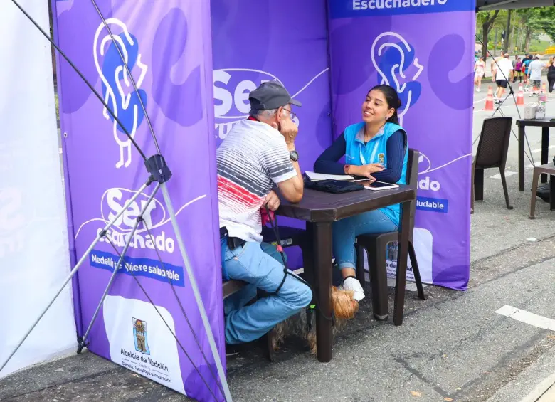 Niños, jóvenes y familias participan en talleres, ferias y actividades recreativas del Mes de la Salud Mental, liderado por la Secretaría de Salud de Medellín. FOTO: Cortesía