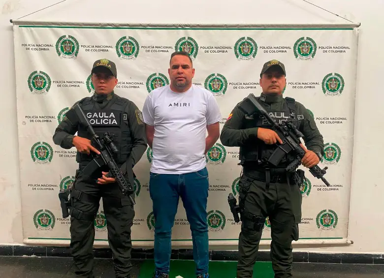 Adrián José Rodríguez Gudiño fue capturado en La Ceja, Oriente antioqueño, en un operativo entre autoridades colombianas y de Estados Unidos. FOTO: CORTESÍA POLICÍA NACIONAL