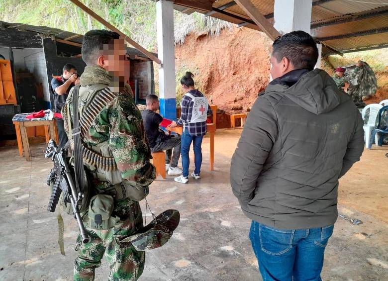 Los soldados liberados estaban en manos de grupos disidentes de la Farc. FOTO: CORTESÍA CRCR