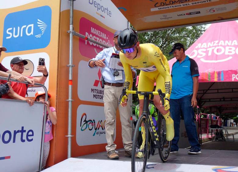 El ciclista Rodrigo Contreras, del NU Colombia, ganó en la última etapa de la Vuelta a Colombia. FOTO: FEDECICLISMO 