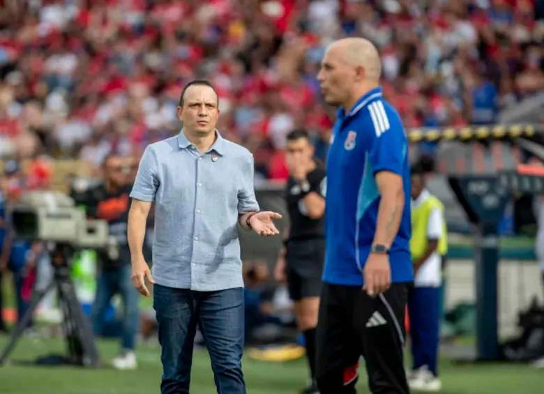 El técnico Alejandro Restrepo ajustó un año en el DIM, llegó en agosto de 2024. FOTO JUAN ANTONIO SÁNCHEZ 