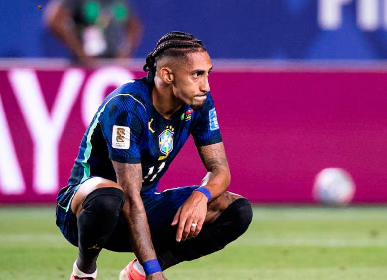 Raphinha preocupa en Brasil y es incierto si puede seguir jugando el Mundial-2026. FOTO GETTY 