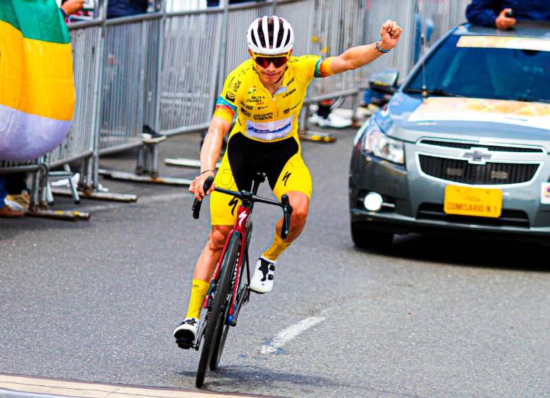 Miguel Ángel López causa sensación en su primera Vuelta a Colombia. Además de ser líder general, comanda la clasificación por puntos y la de montaña. FOTO CORTESÍA FEDECICLISMO