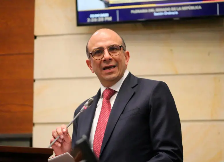Carlos Camargo Assis fue magistrado del CNE y defensor del pueblo antes de llegar a magistrado de la Corte Constitucional. FOTO CORTESÍA 