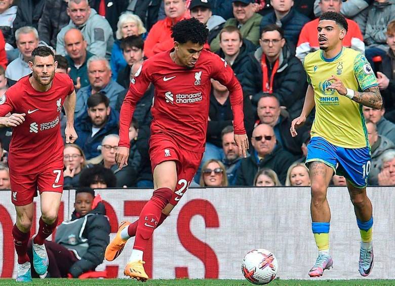 El delantero colombiano Luis Díaz ha jugado siete partidos con el Liverpool desde que se recuperó de la lesión en la rodilla que sufrió en octubre del año pasado. FOTO: TOMADA DEL TWITTER DE @LuisFDiaz19
