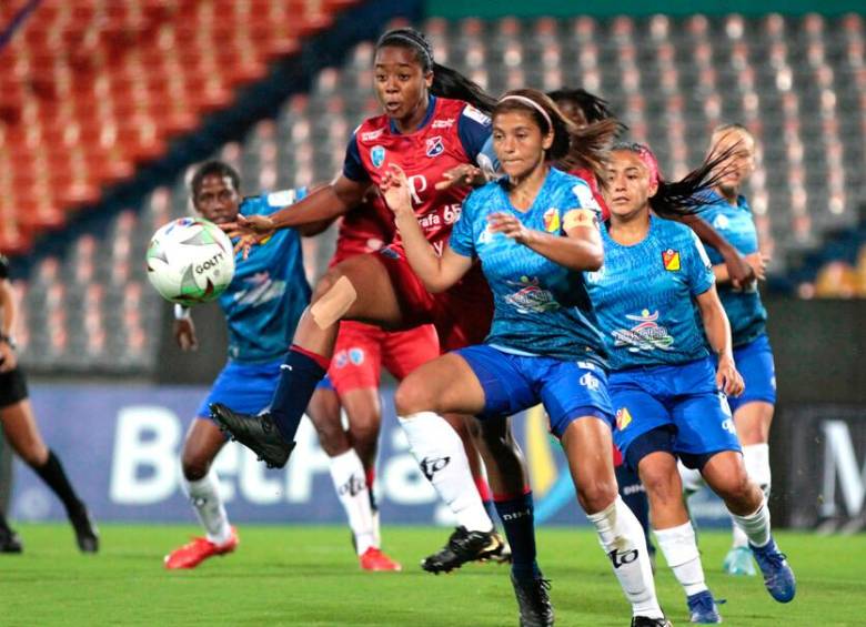 En días recientes se confirmó que no se realizará Liga Femenina de fútbol en el segundo semestre del año. FOTO: COLPRENSA 