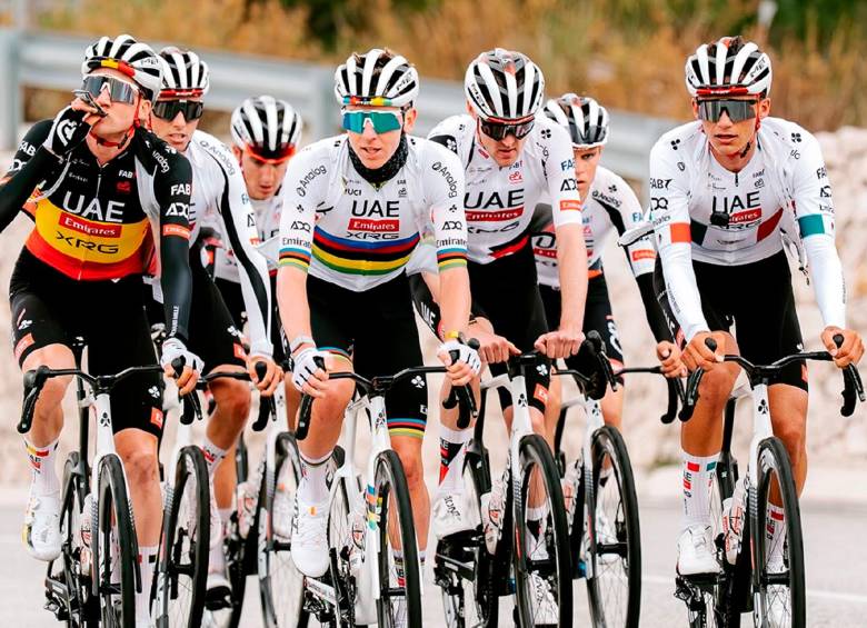 Tadej vuelve a liderar al UAE Team en una nueva temporada en la que va por nuevas conquistas. FOTO X-UAE
