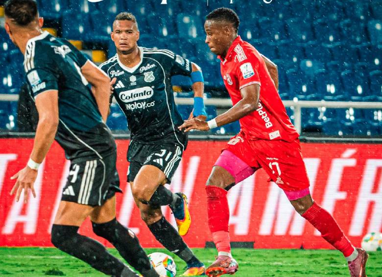 DIM se vio sorprendido por América y se complicó para llegar a la final de la Liga. FOTO X-AMÉRICA