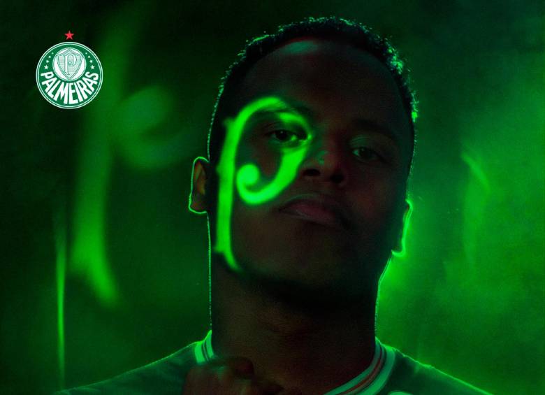 Arias ya luce las prendas del Palmeiras, su nuevo equipo. FOTO INSTAGRAM ARIAS