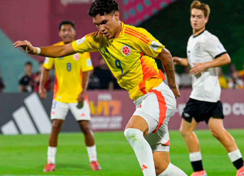 Santiago Londoño espera ser protagonista en la zona de ataque de Colombia ante El Salvador. FOTO @FCF