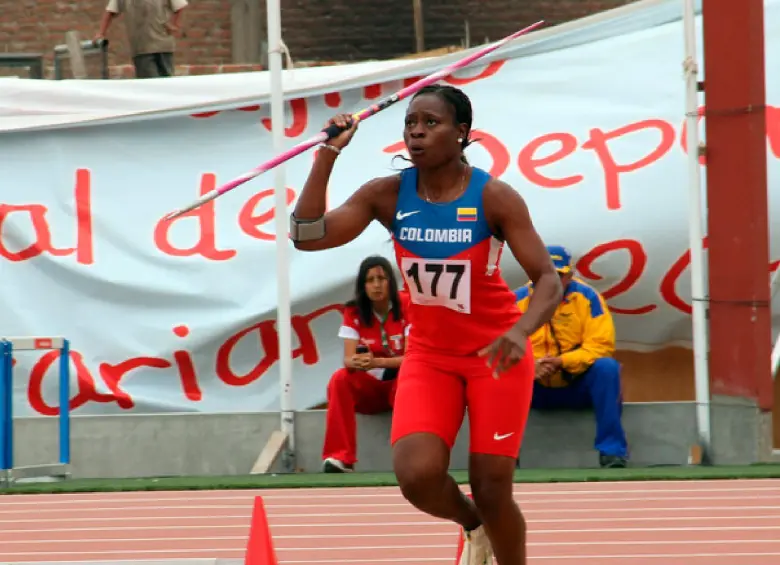 Flor Denis Ruiz, de 34 años, sigue imponiendo talento en las pistas del mundo. FOTO COLPRENSA
